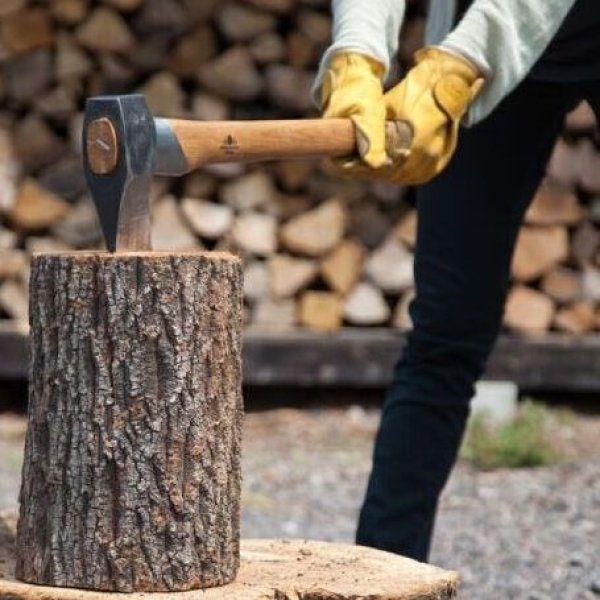 大型薪割り - Attic by YUMEKIKO